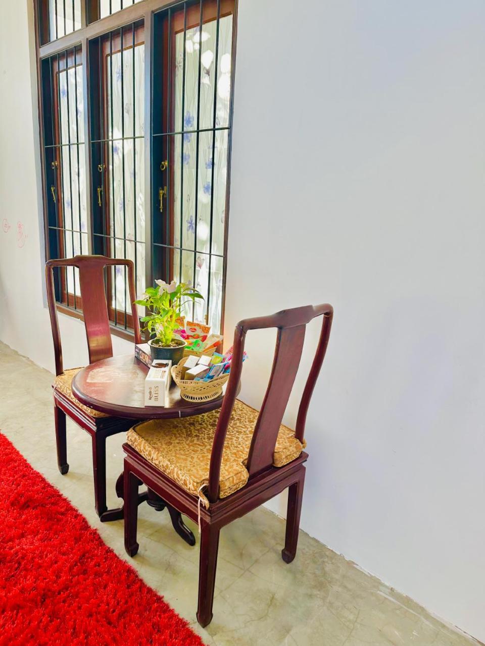 Sea Breeze Guest House Negombo Buitenkant foto
