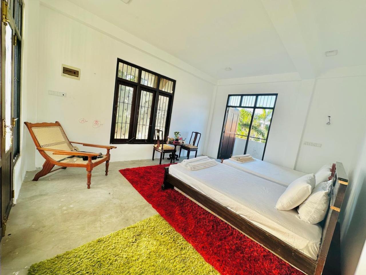 Sea Breeze Guest House Negombo Buitenkant foto