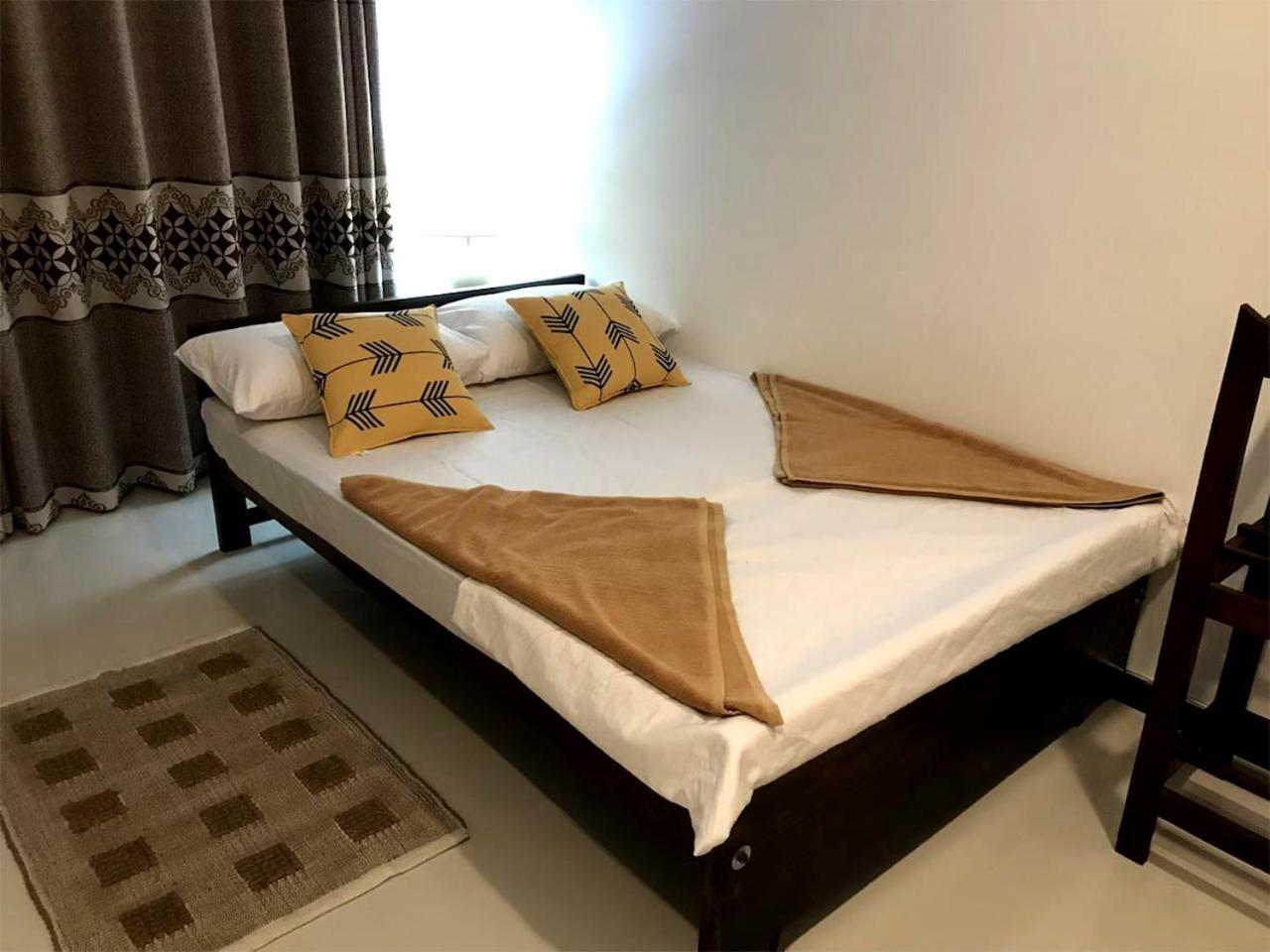Sea Breeze Guest House Negombo Buitenkant foto